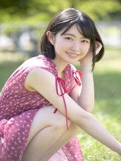 小栗みゆ