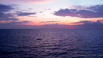 自慰的最终幻想 欲望女神色欲时刻肉棒自慰器的完美切换