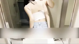 18岁嫩妹被操的神智不清