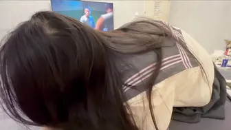 红边黑丝JK嫩妹