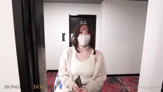 HongKongDoll 玩偶姐姐 - 甜美游戏陪玩 第一部 被富二代忽悠上了床
