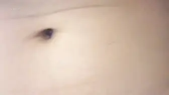 风骚的人妻在酒店里被肌肉小哥操